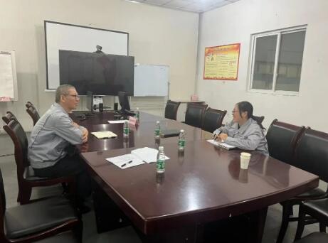 寧江機(jī)床公司領(lǐng)導(dǎo)深入各部門調(diào)研人才隊(duì)伍培養(yǎng) 寧江機(jī)床公司領(lǐng)導(dǎo)深入各部門調(diào)研人才隊(duì)伍培養(yǎng)