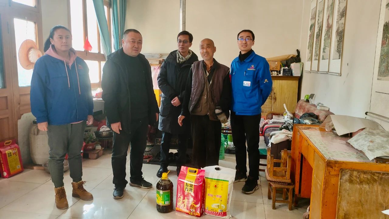 蘭高閥門:踐行企業(yè)責任,助力精準扶貧 蘭高閥門:踐行企業(yè)責任,助力精準扶貧