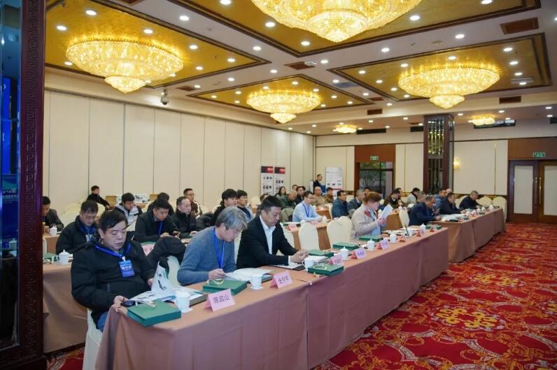 中國儀器儀表行業(yè)協(xié)會試驗儀器分會年會暨行業(yè)創(chuàng)新發(fā)展論壇在無錫順利召開 中國儀器儀表行業(yè)協(xié)會試驗儀器分會年會暨行業(yè)創(chuàng)新發(fā)展論壇在無錫順利召開
