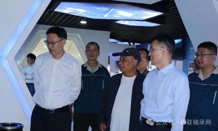 國機精工集團與洛陽軸研科技領導蒞臨開元軸承考察交流 國機精工集團與洛陽軸研科技領導蒞臨開元軸承考察交流