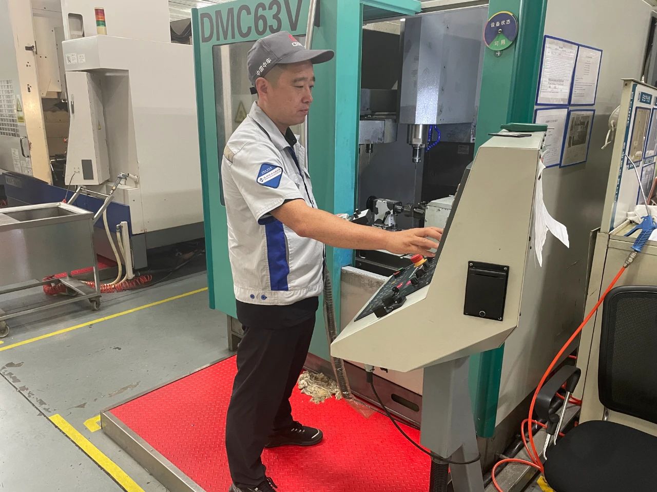 通用技術(shù)大連機(jī)床與中車大連機(jī)車研究所勞模創(chuàng)新工作室聯(lián)盟首課開講 通用技術(shù)大連機(jī)床與中車大連機(jī)車研究所勞模創(chuàng)新工作室聯(lián)盟首課開講